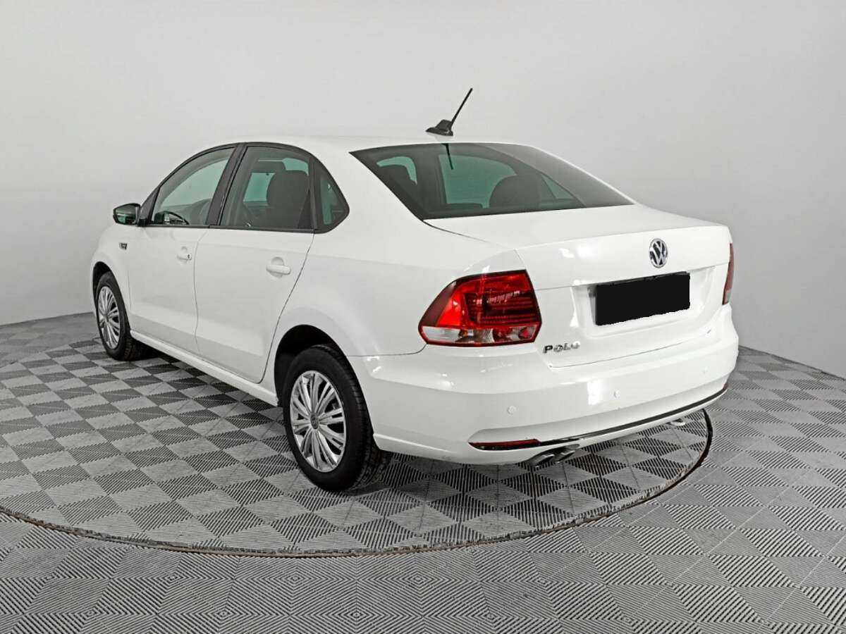 Купить Volkswagen Polo с пробегом. Фото: #5