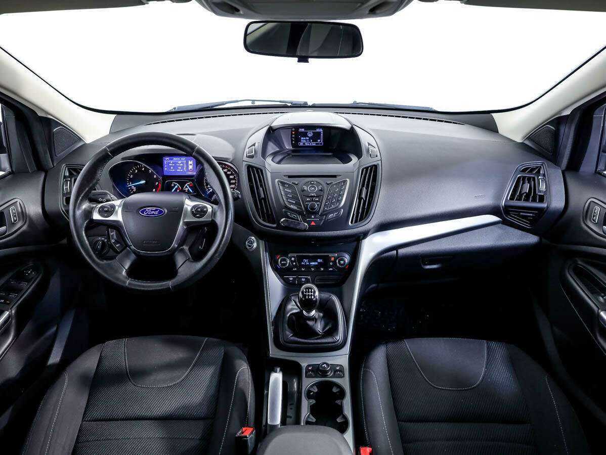 Купить Ford Kuga с пробегом. Фото: #7