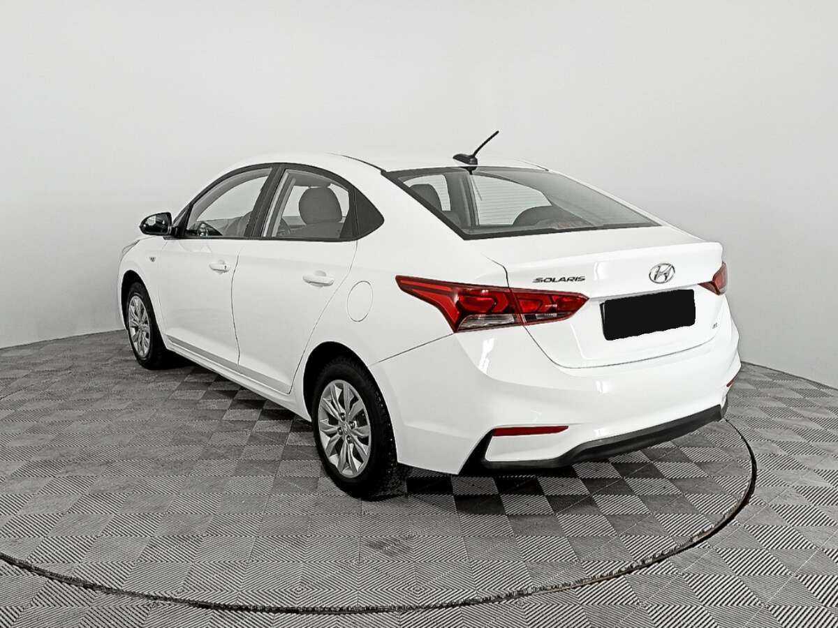 Купить Hyundai Solaris с пробегом. Фото: #6