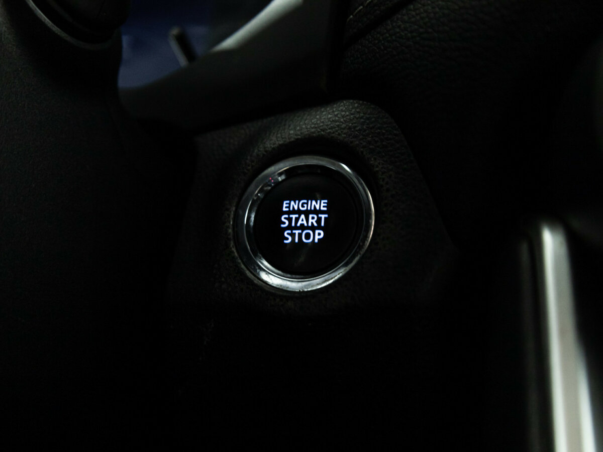 Купить Toyota RAV4 с пробегом. Фото: #19