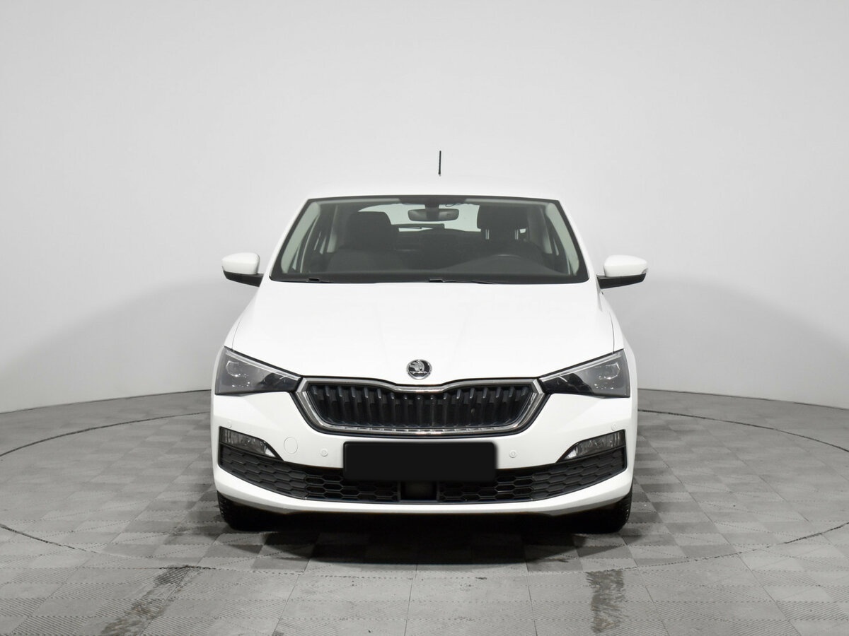 Купить Skoda Rapid с пробегом. Фото: #1