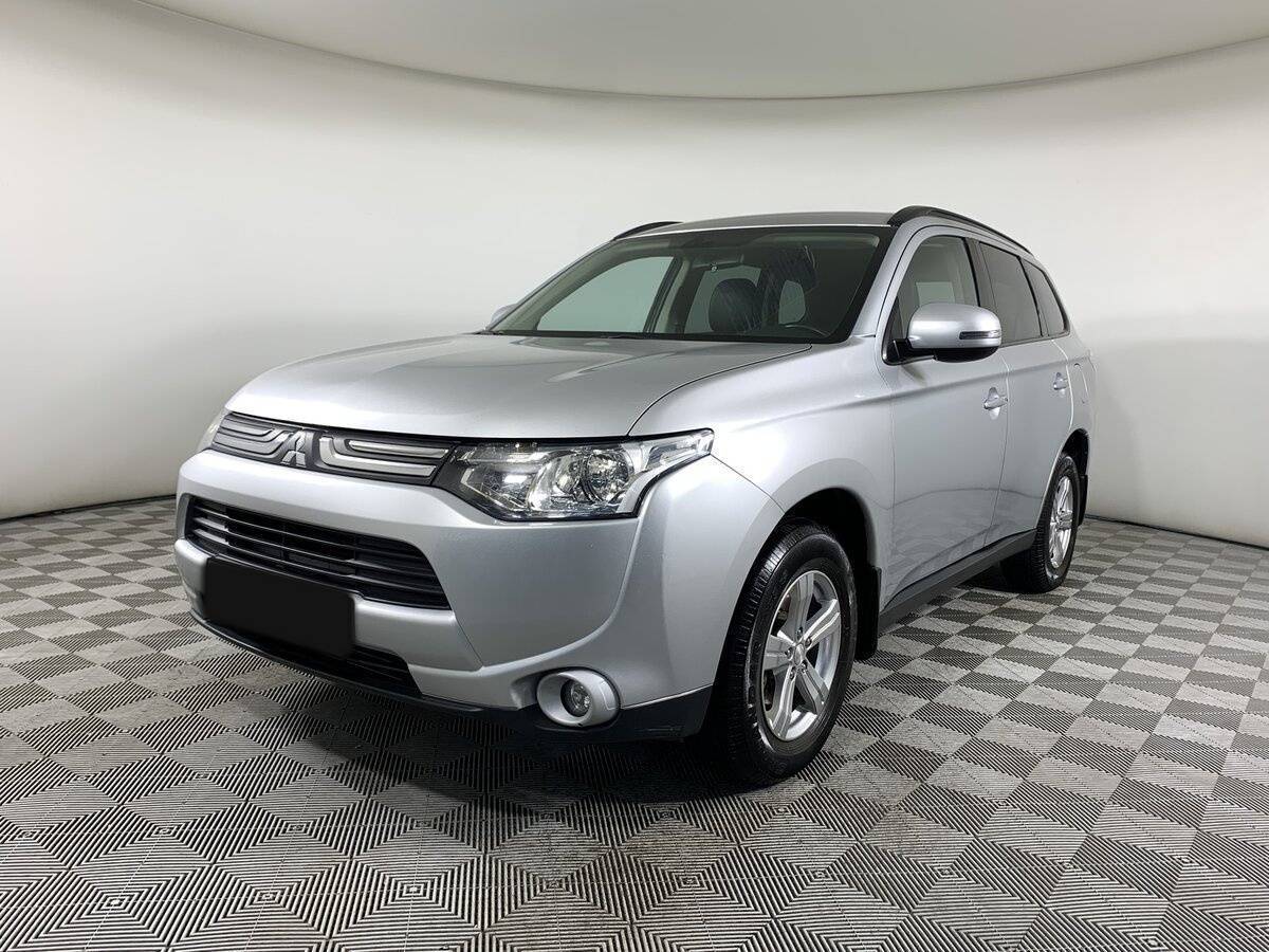 Купить Mitsubishi Outlander с пробегом. Посмотреть фото
