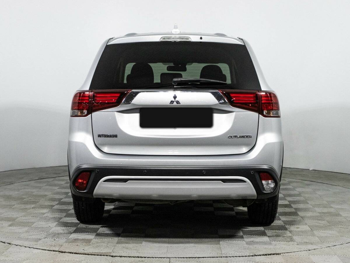 Купить Mitsubishi Outlander с пробегом. Фото: #5