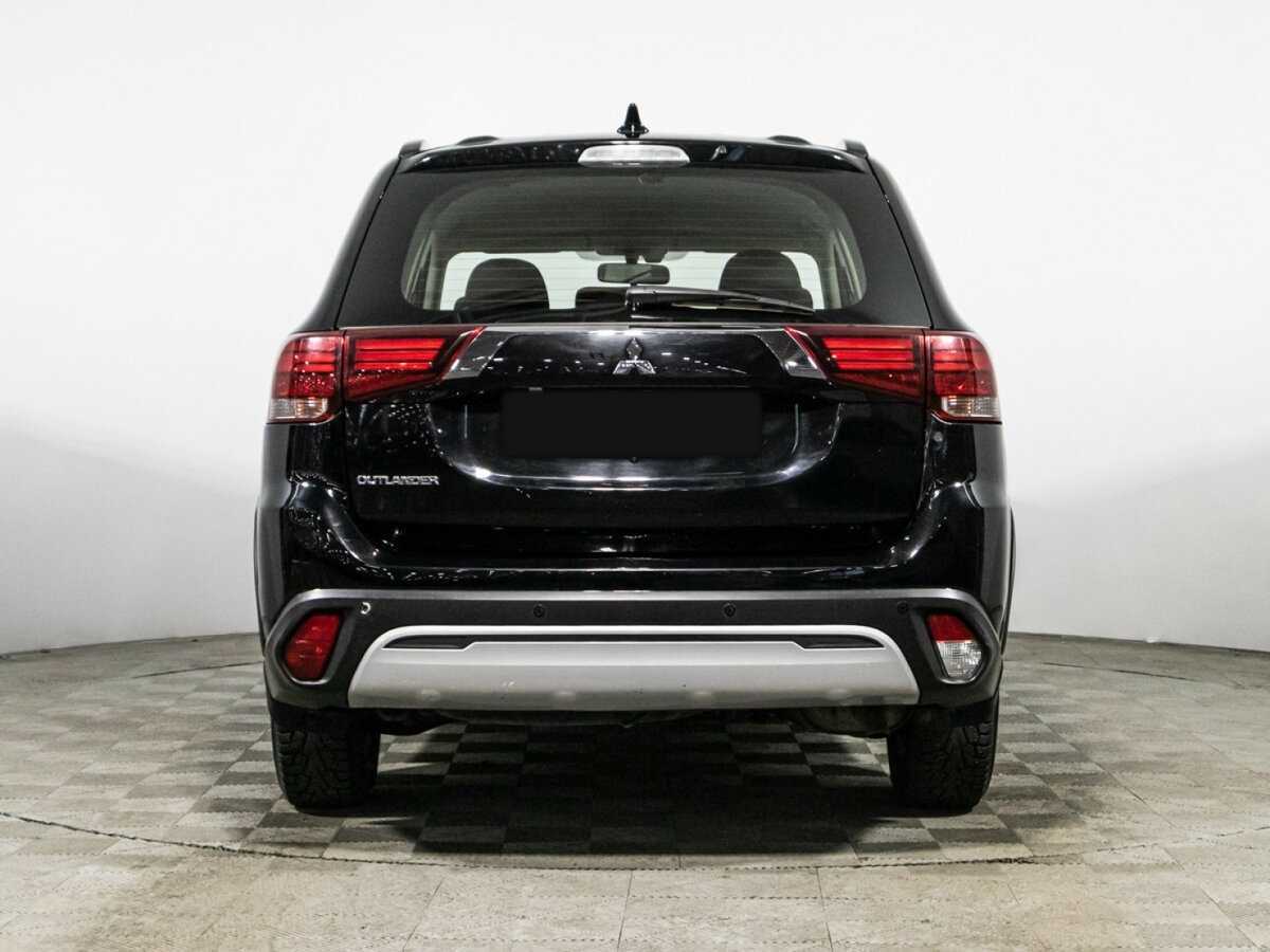 Купить Mitsubishi Outlander с пробегом. Фото: #4