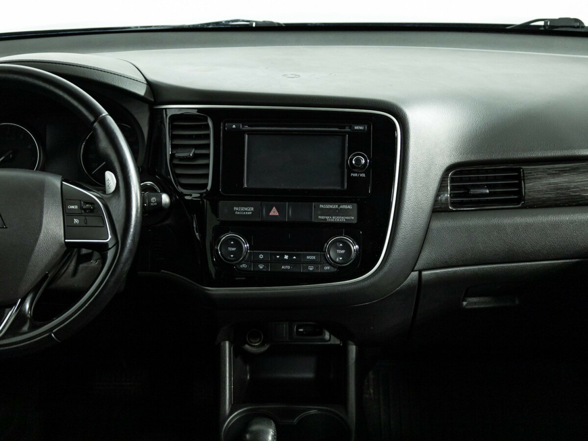 Купить Mitsubishi Outlander с пробегом. Фото: #12
