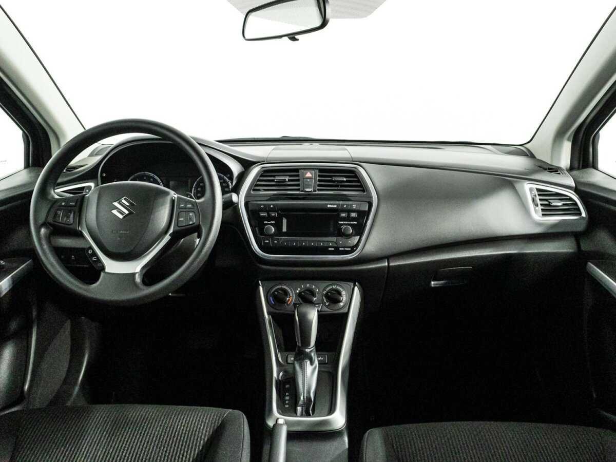 Купить Suzuki SX4 с пробегом. Фото: #12