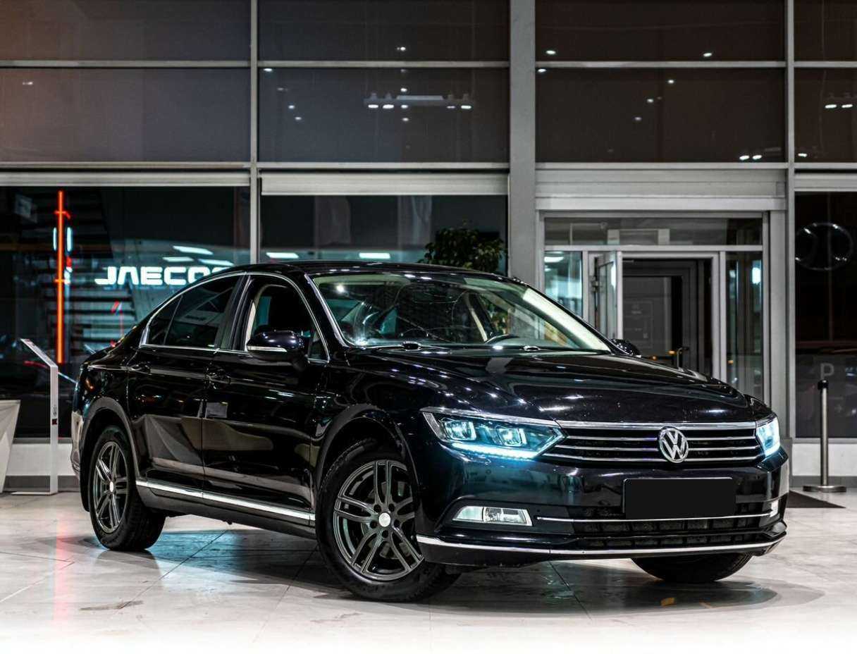 Купить Volkswagen Passat с пробегом. Фото: #1