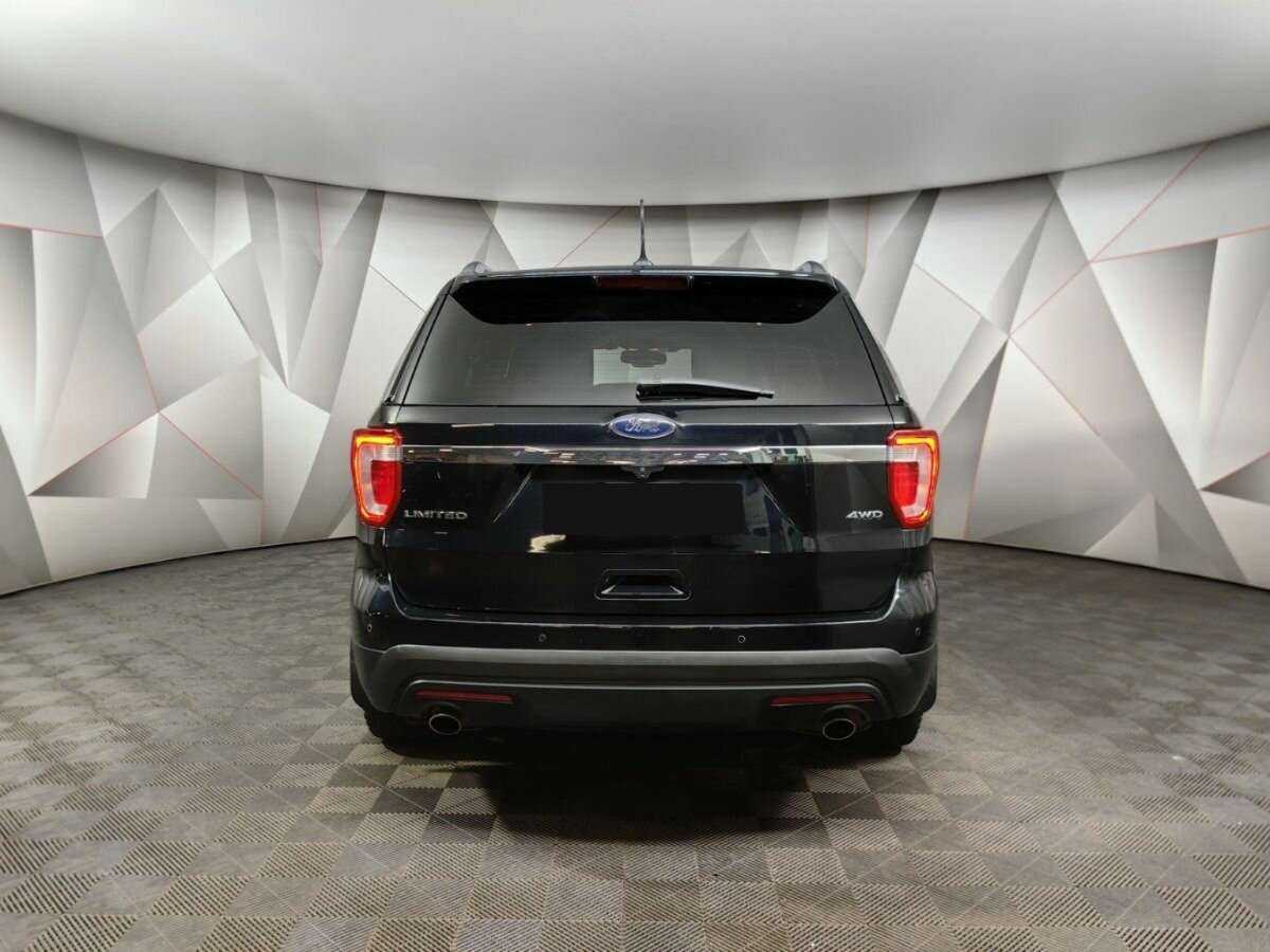 Купить Ford Explorer с пробегом. Фото: #7