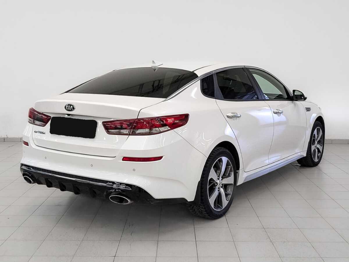Купить Kia Optima с пробегом. Фото: #4