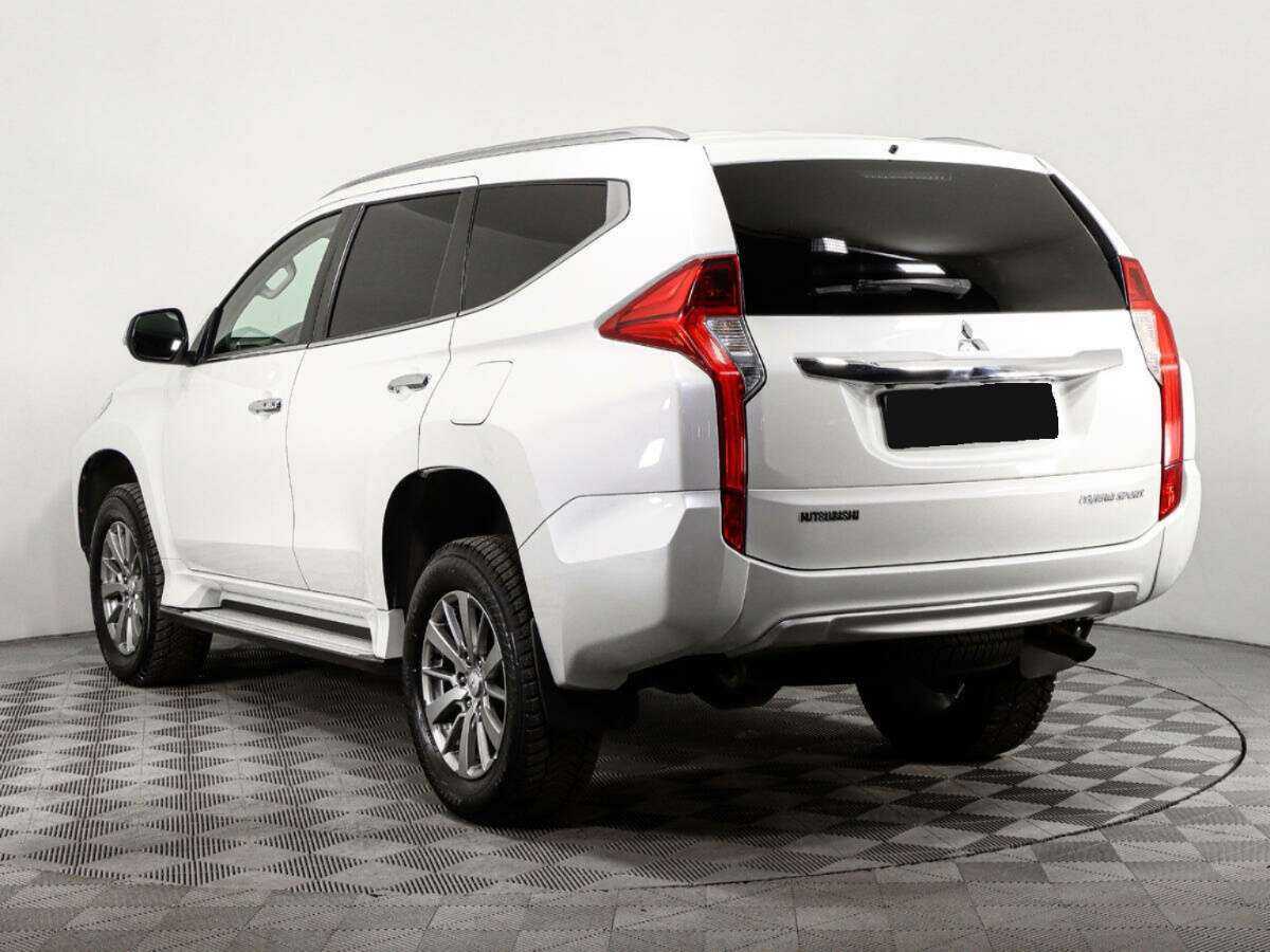 Купить Mitsubishi Pajero Sport с пробегом. Фото: #5