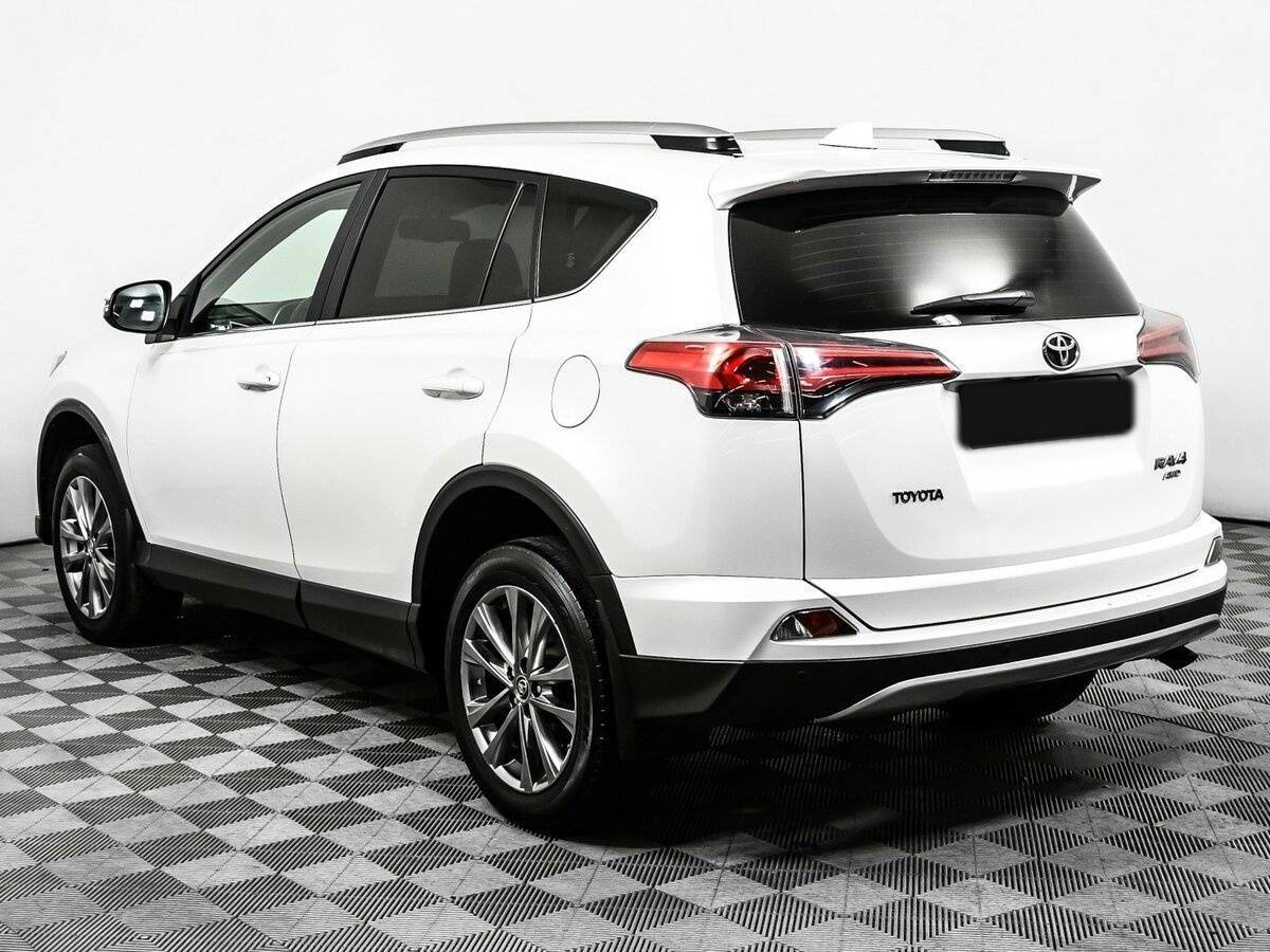 Купить Toyota RAV4 с пробегом. Фото: #6