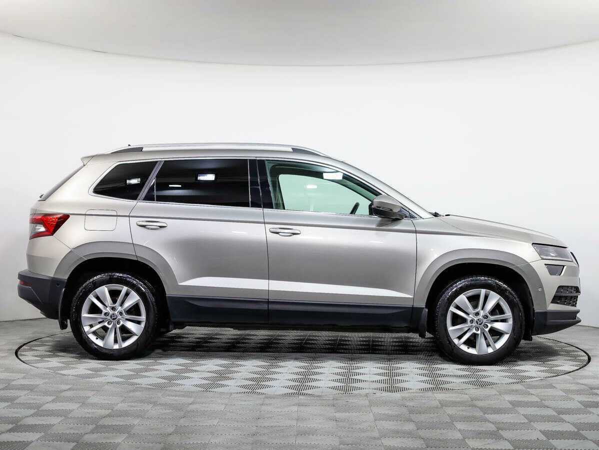 Купить Skoda Karoq с пробегом. Фото: #2