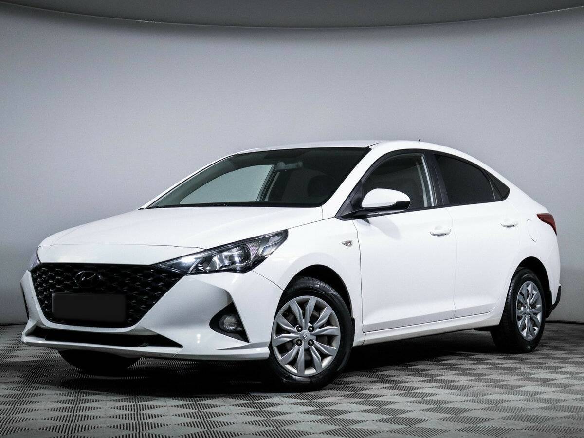 Купить Hyundai Solaris с пробегом. Фото: #0