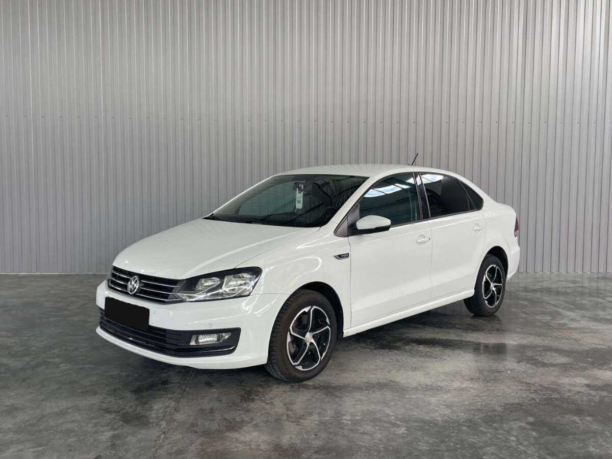 Купить Volkswagen Polo с пробегом. Посмотреть фото