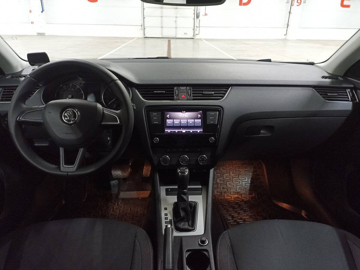 Купить Skoda Octavia с пробегом. Фото: #13