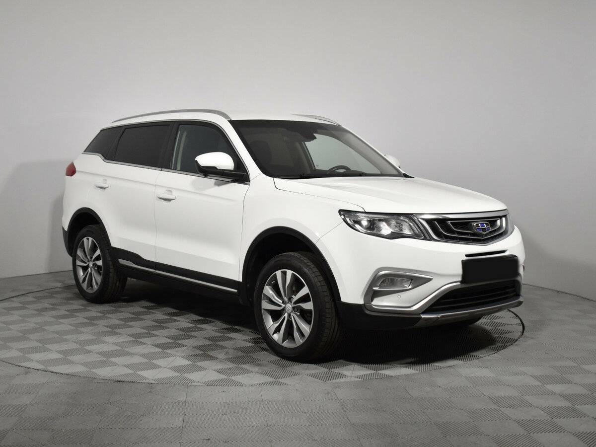 Купить Geely Atlas с пробегом. Фото: #2