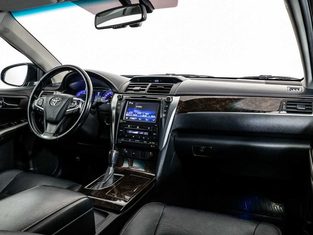 Купить Toyota Camry с пробегом. Фото: #6