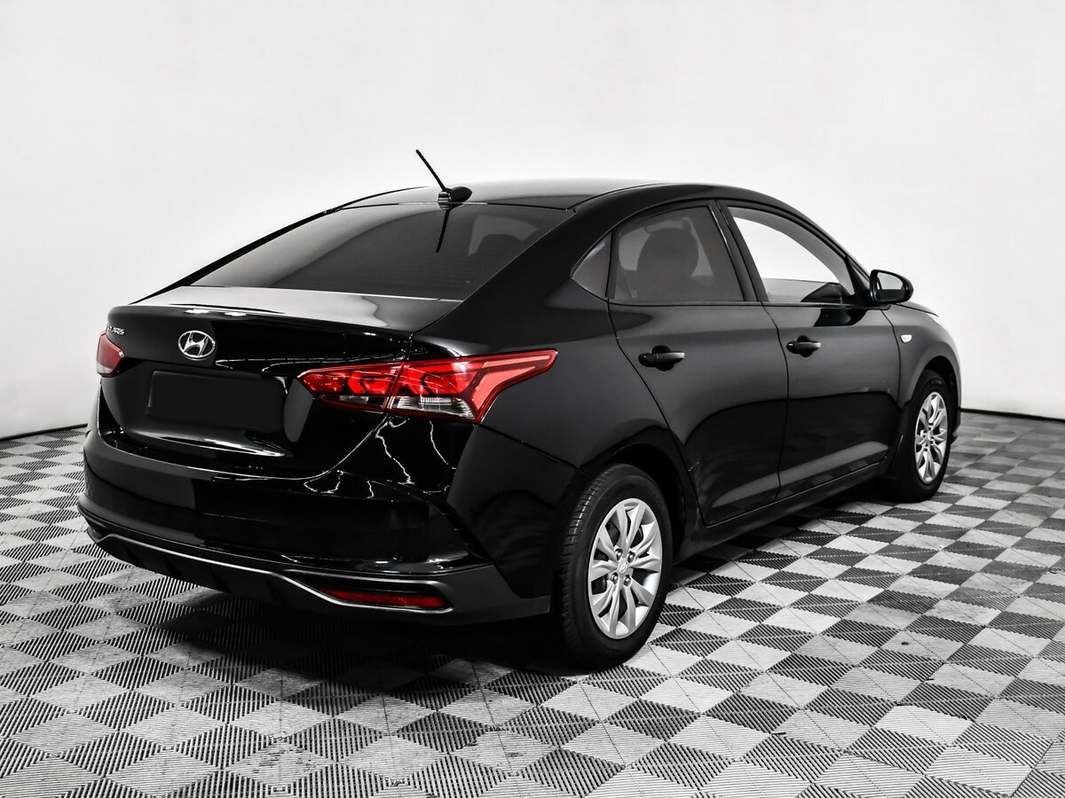 Купить Hyundai Solaris с пробегом. Фото: #4