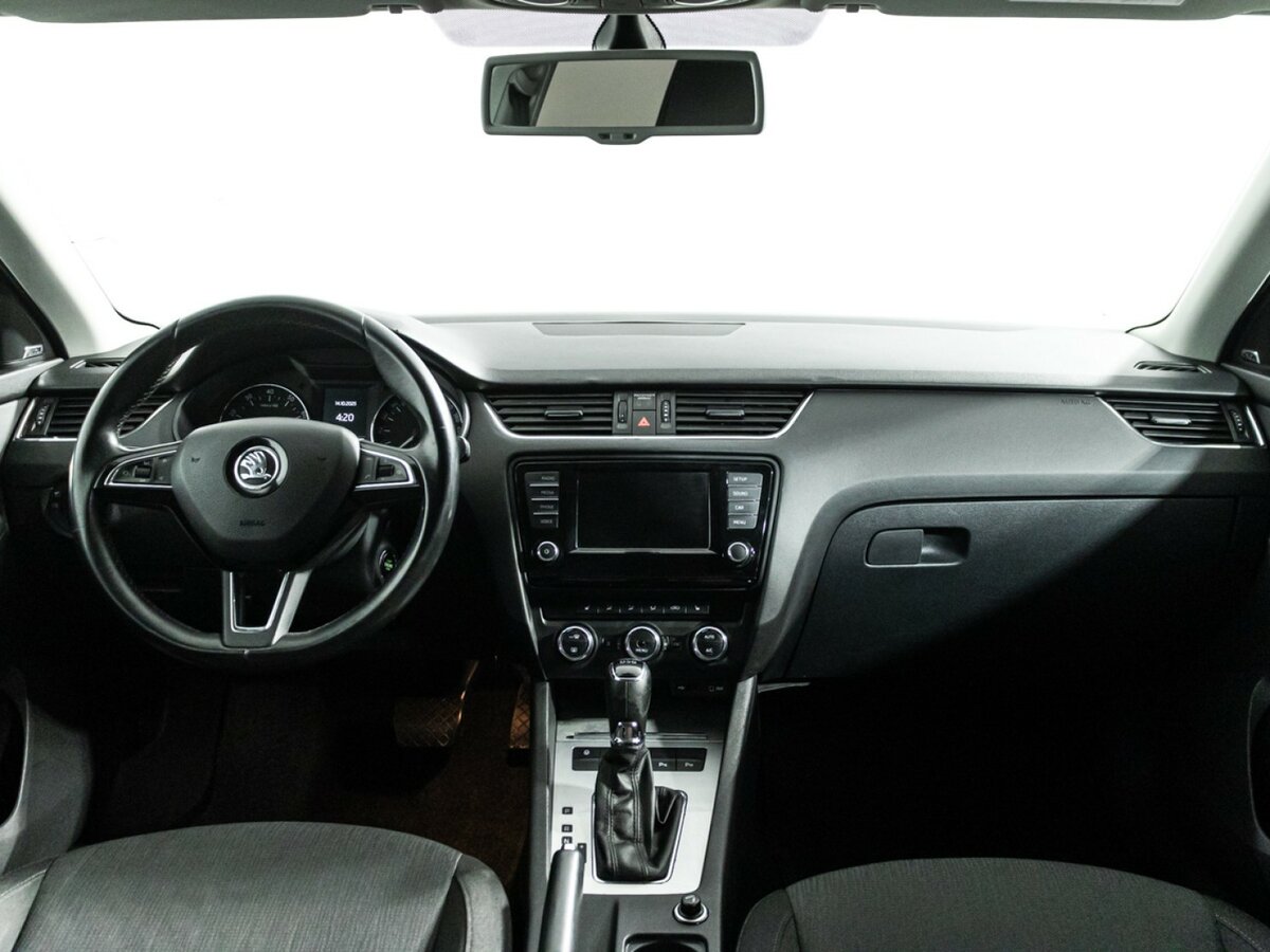 Купить Skoda Octavia с пробегом. Фото: #10