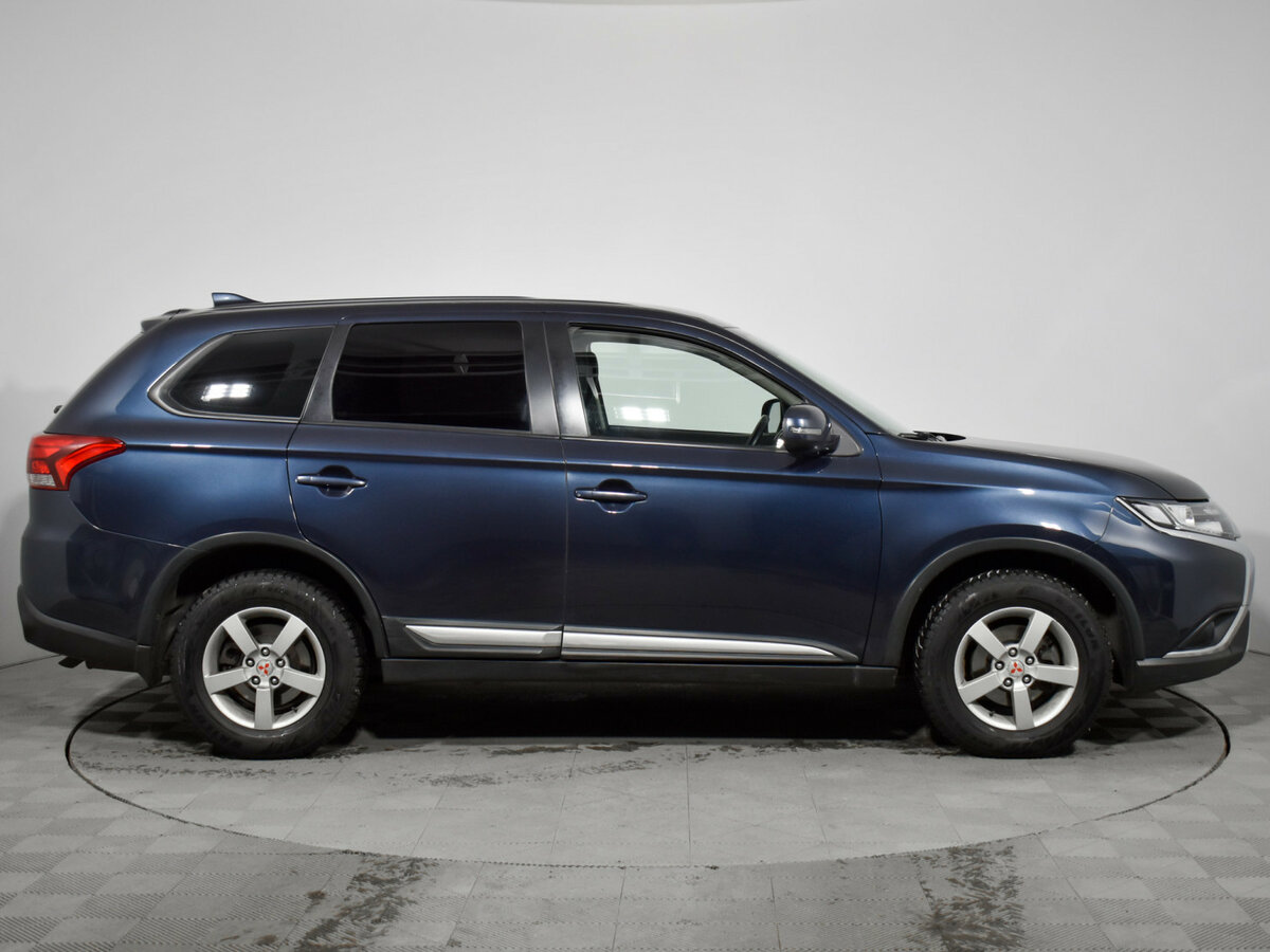 Купить Mitsubishi Outlander с пробегом. Фото: #3