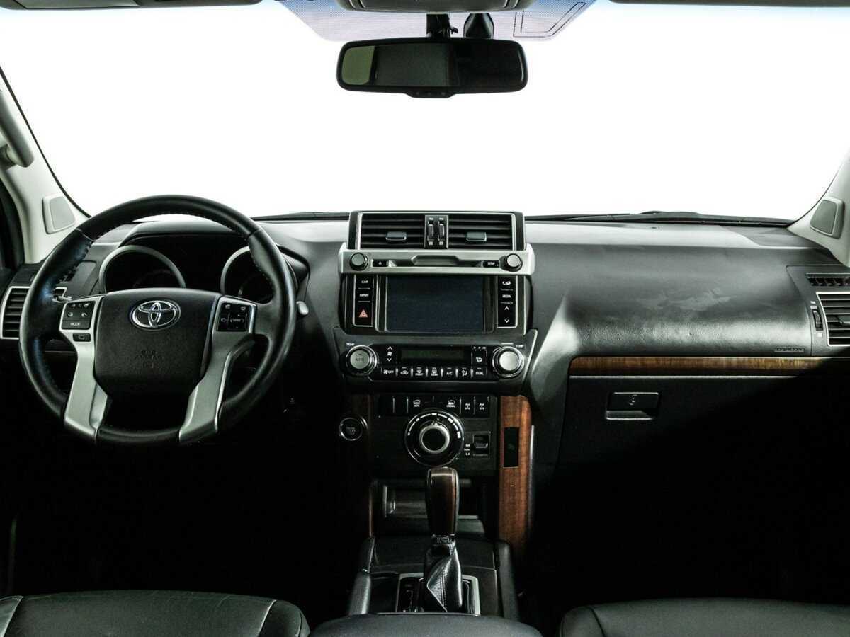 Купить Toyota Land Cruiser Prado с пробегом. Фото: #12