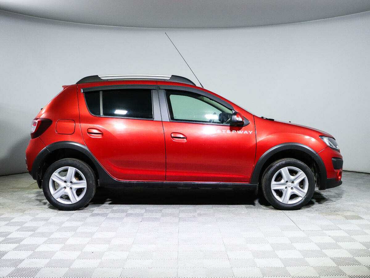 Купить Renault Sandero с пробегом. Фото: #3