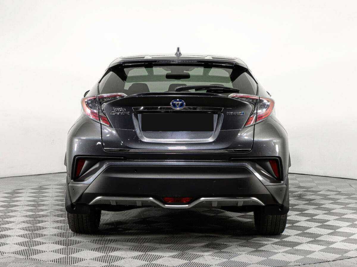 Купить Toyota C-HR с пробегом. Фото: #5