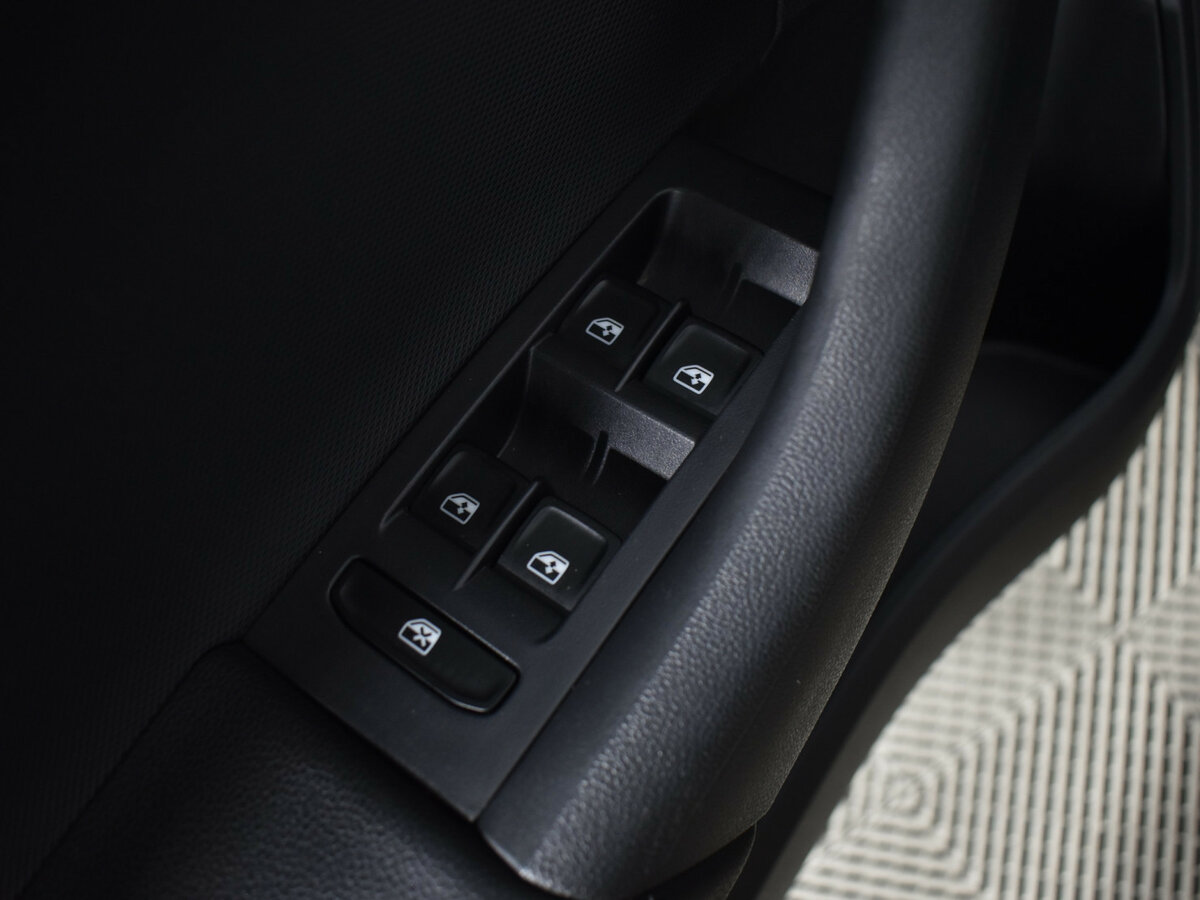 Купить Skoda Rapid с пробегом. Фото: #15
