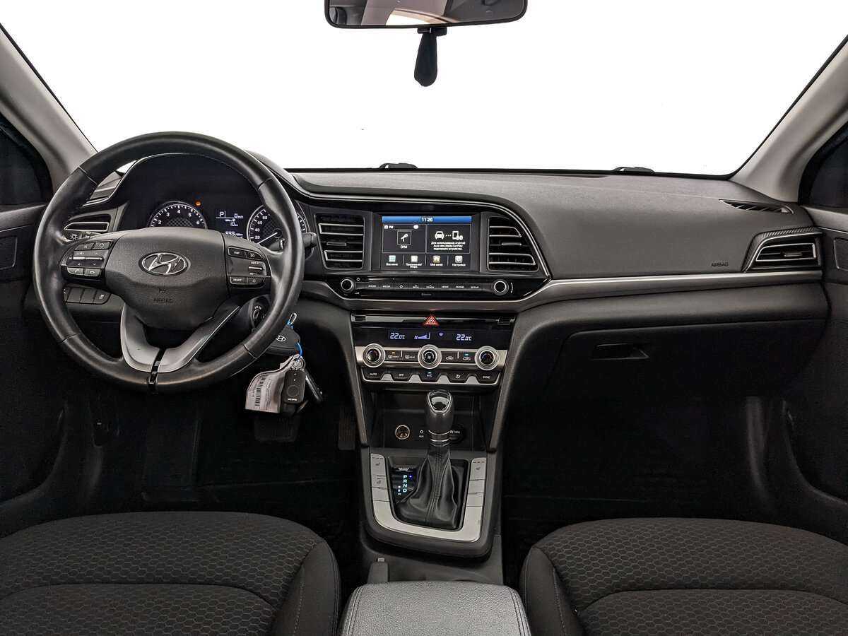Купить Hyundai Elantra с пробегом. Фото: #9