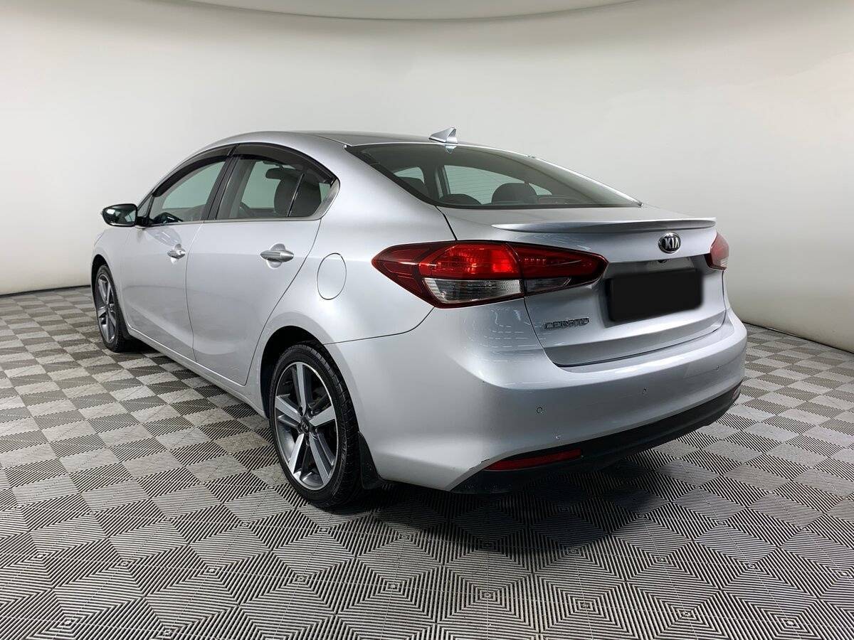 Купить Kia Cerato с пробегом. Фото: #6