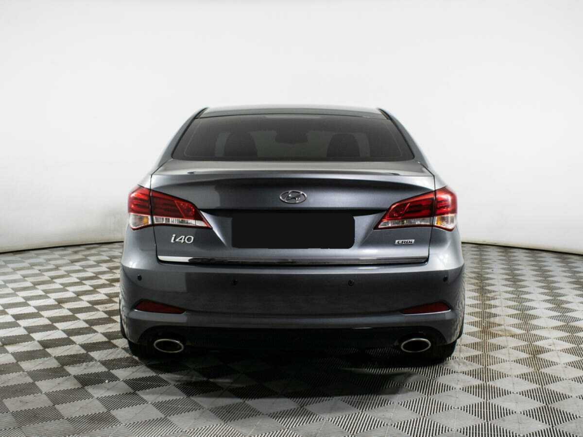 Купить Hyundai i40 с пробегом. Фото: #3