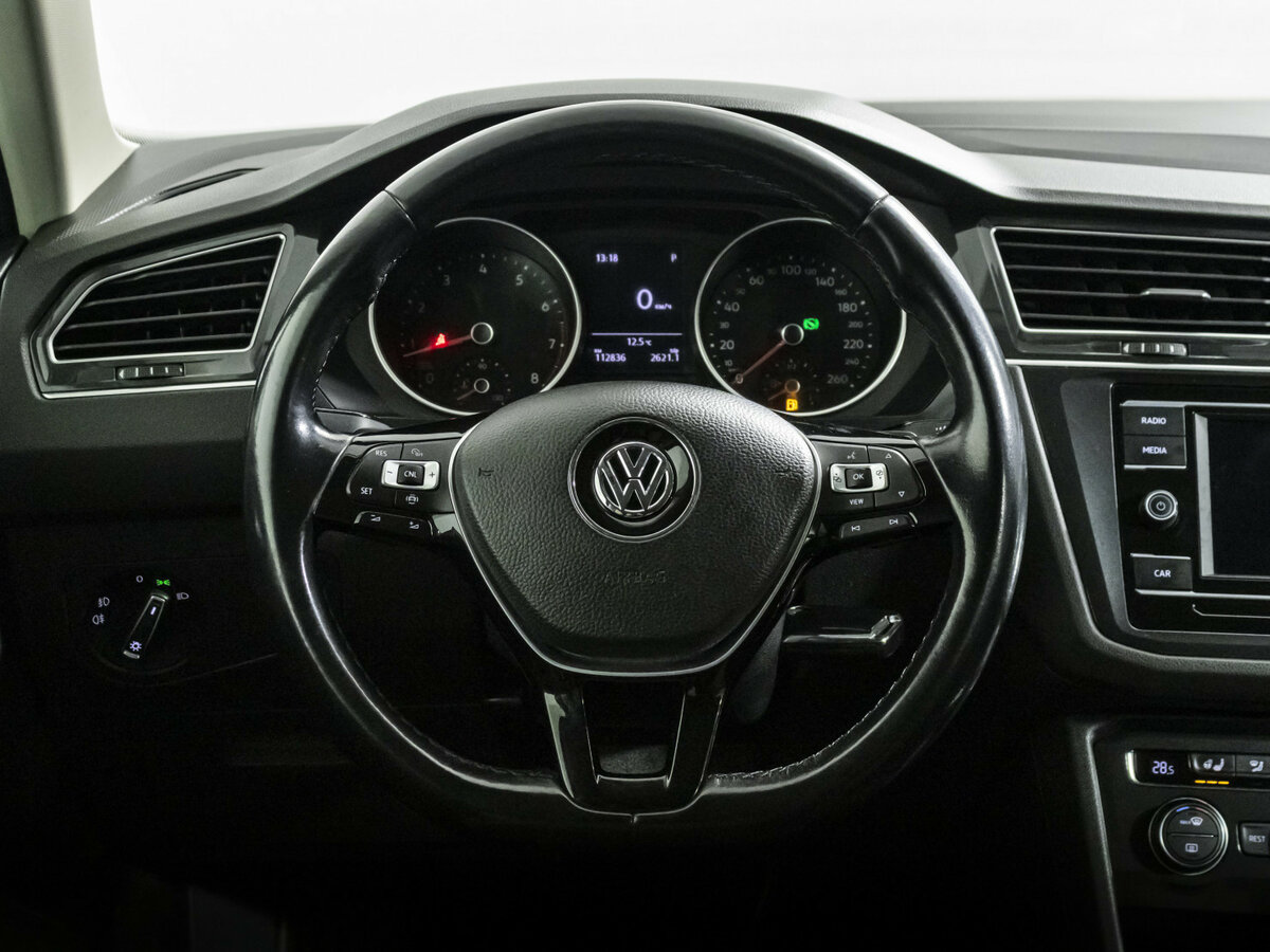 Купить Volkswagen Tiguan с пробегом. Фото: #6