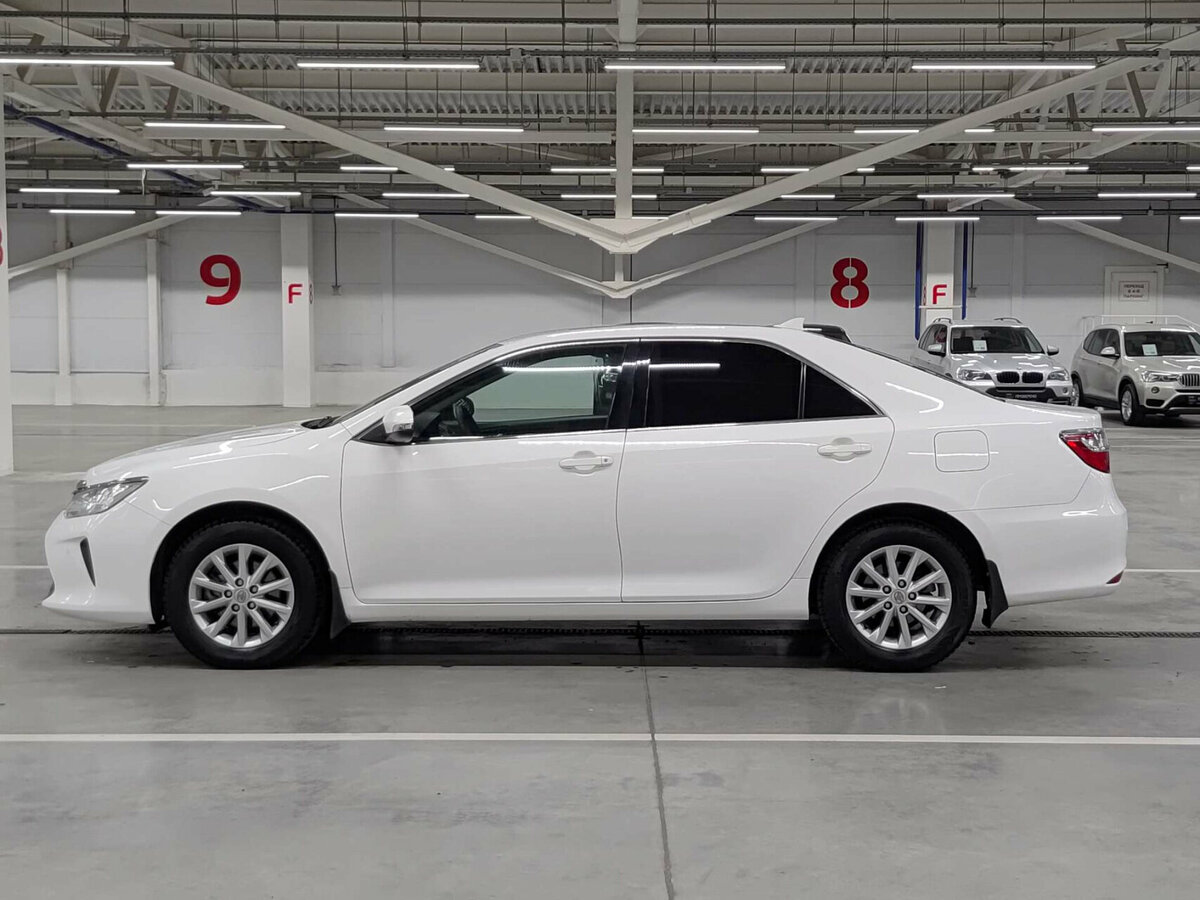 Купить Toyota Camry с пробегом. Фото: #7