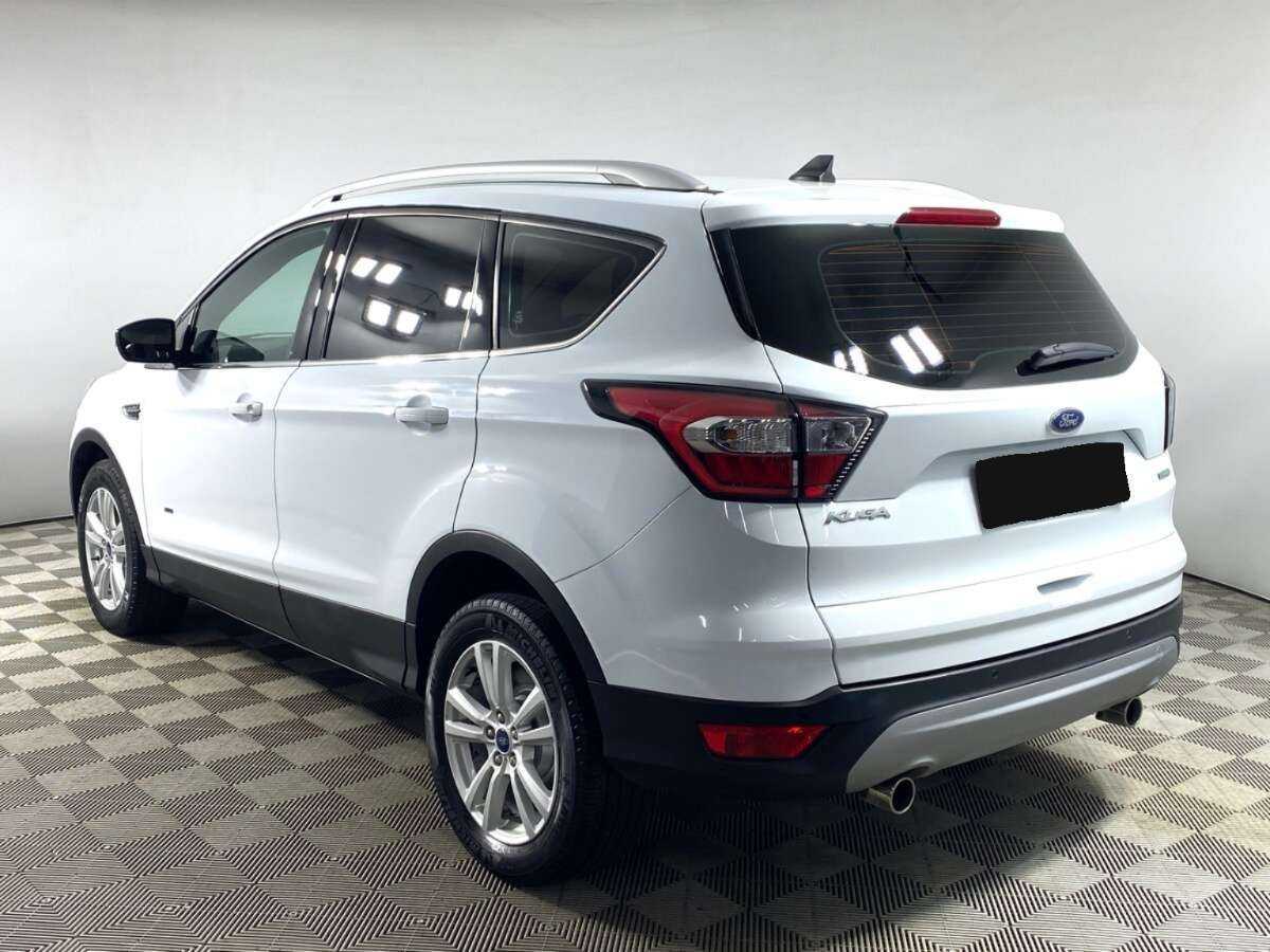 Купить Ford Kuga с пробегом. Фото: #5