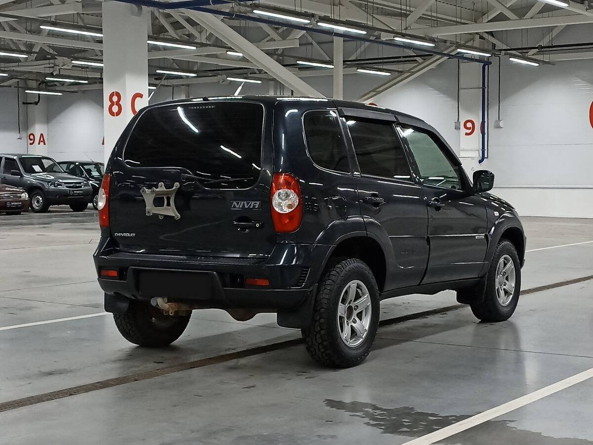 Купить Chevrolet Niva с пробегом. Фото: #4