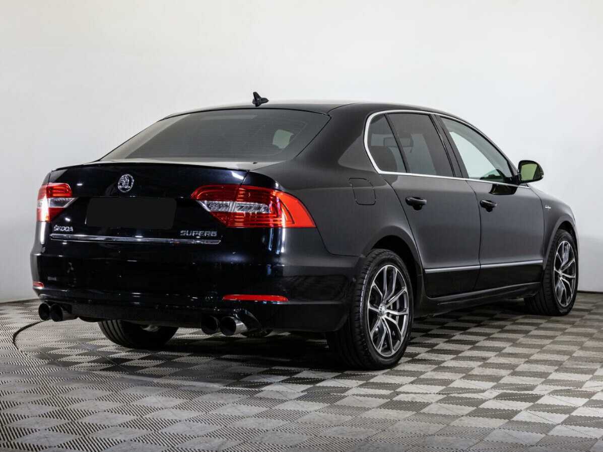 Купить Skoda Superb с пробегом. Фото: #4