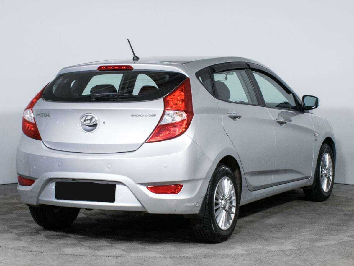 Купить Hyundai Solaris с пробегом. Фото: #4