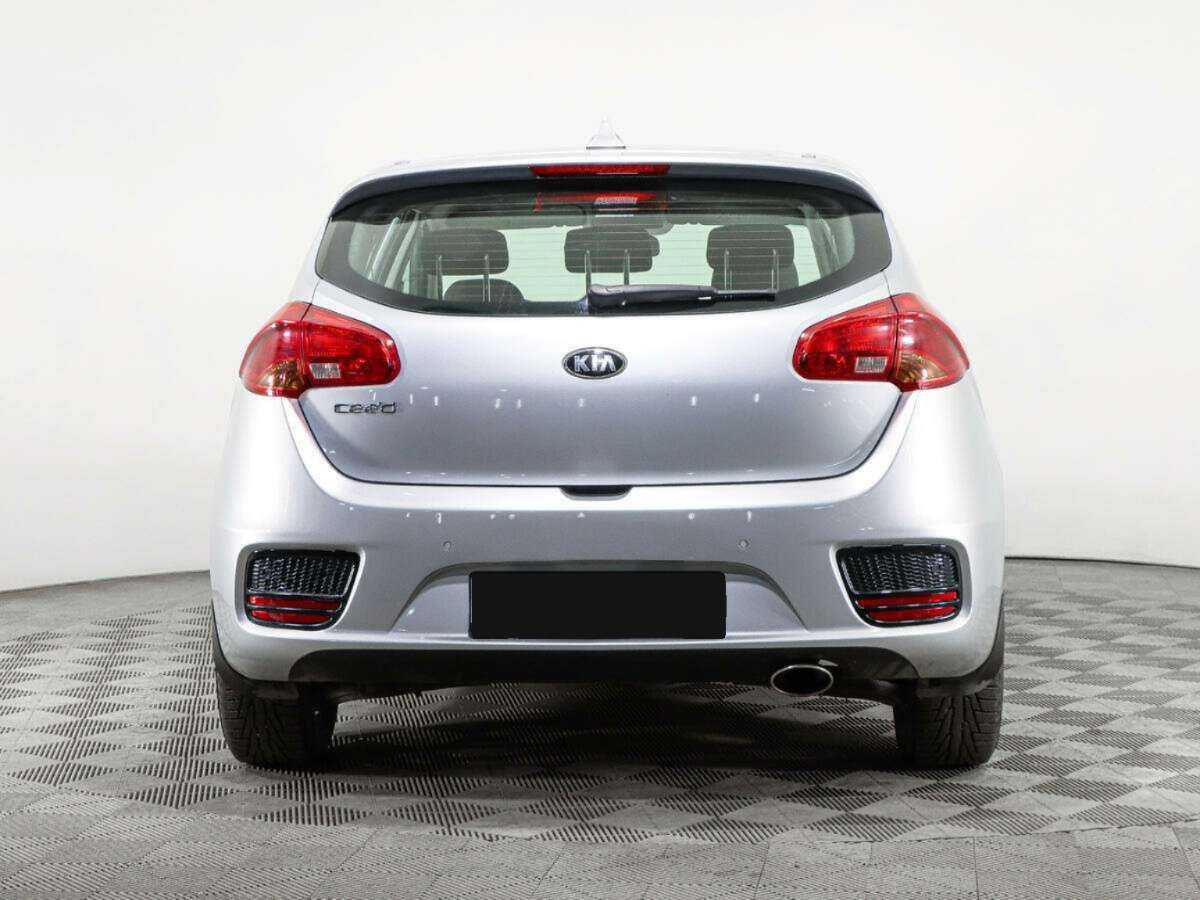 Купить Kia Ceed с пробегом. Фото: #5
