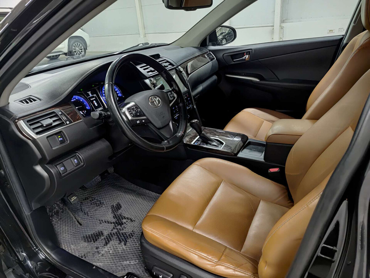 Купить Toyota Camry с пробегом. Фото: #15
