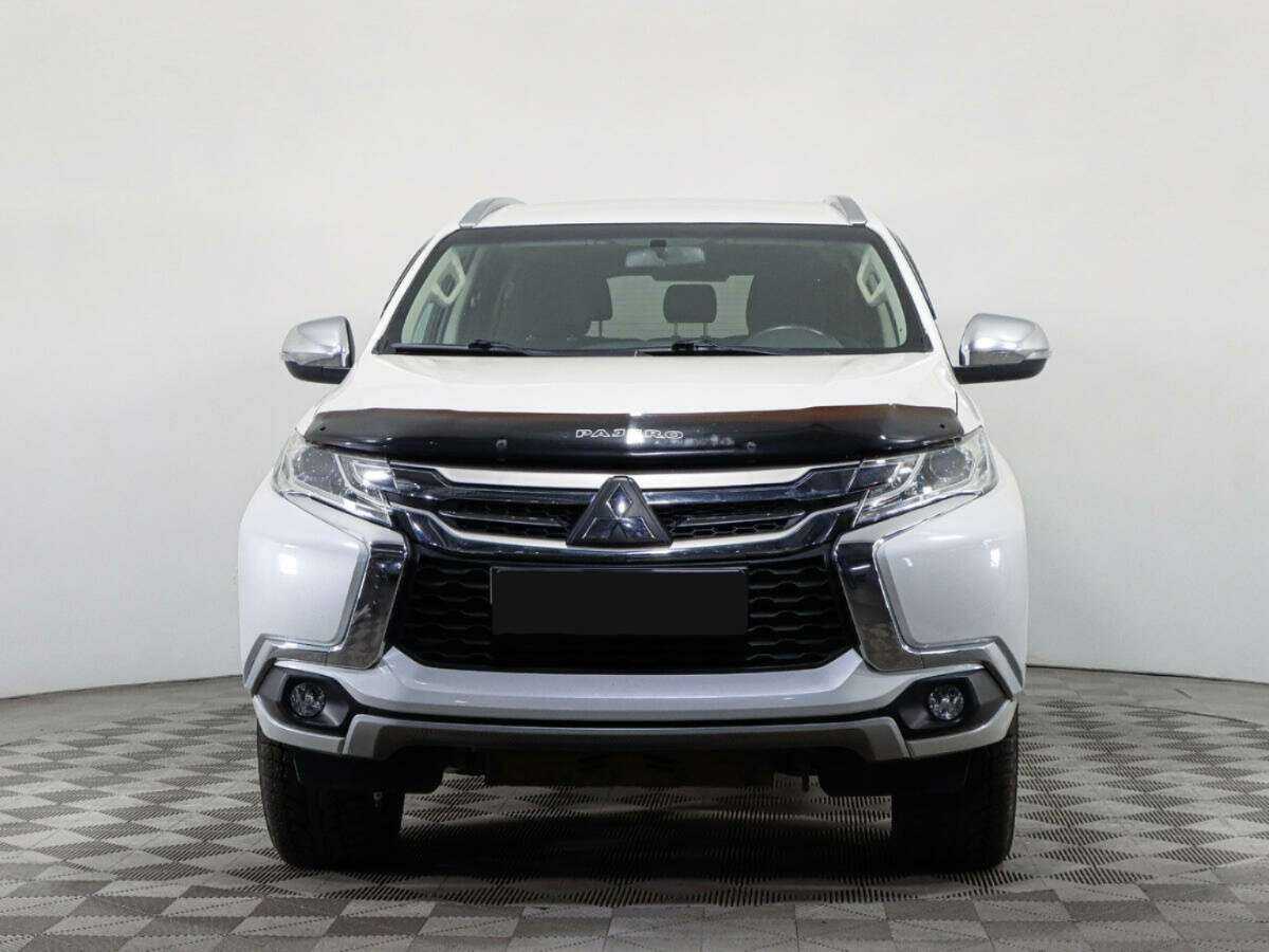Купить Mitsubishi Pajero Sport с пробегом. Фото: #1