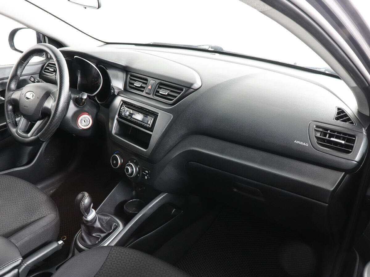 Купить Kia Rio с пробегом. Фото: #5