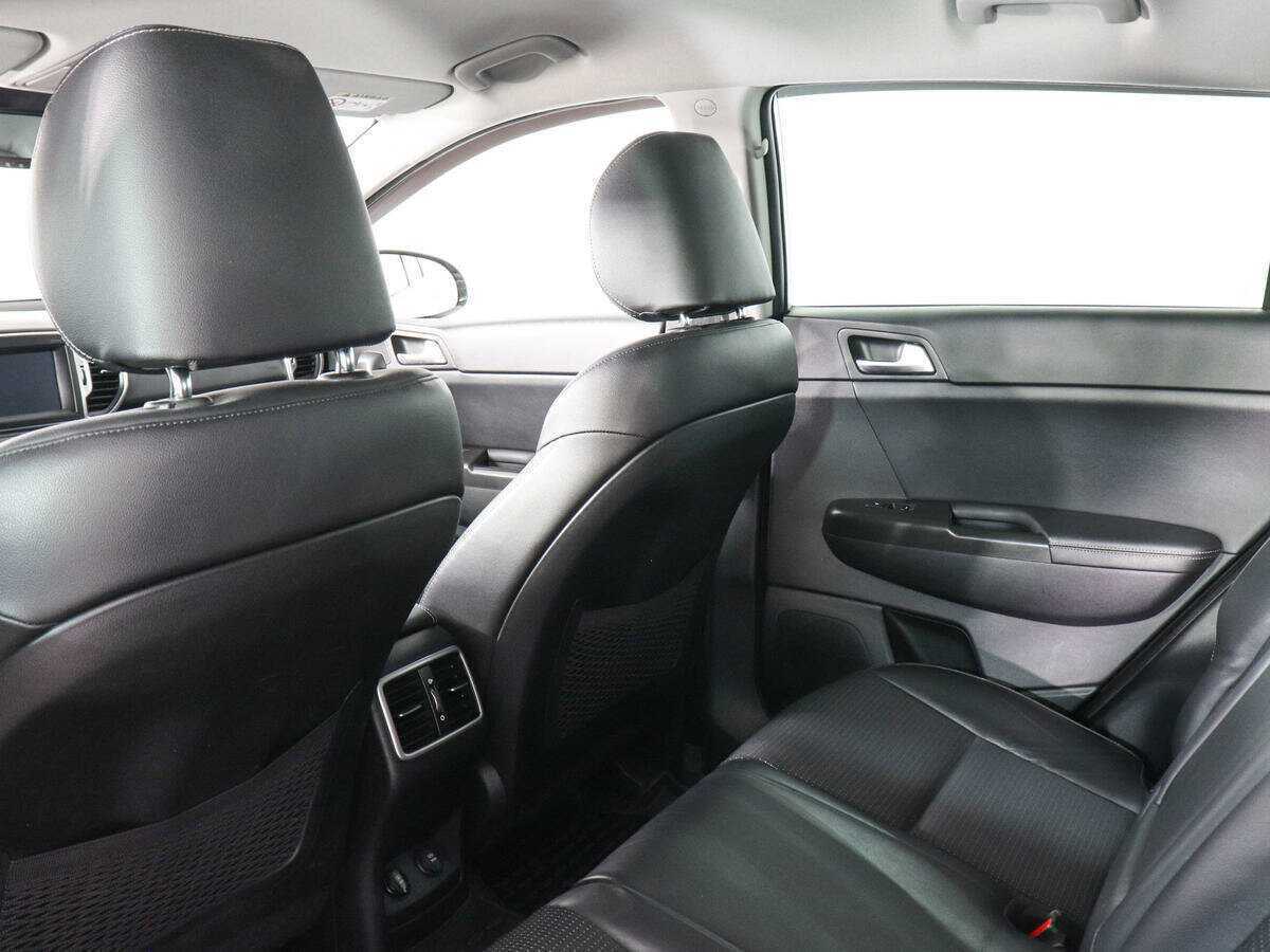 Купить Kia Sportage с пробегом. Фото: #11