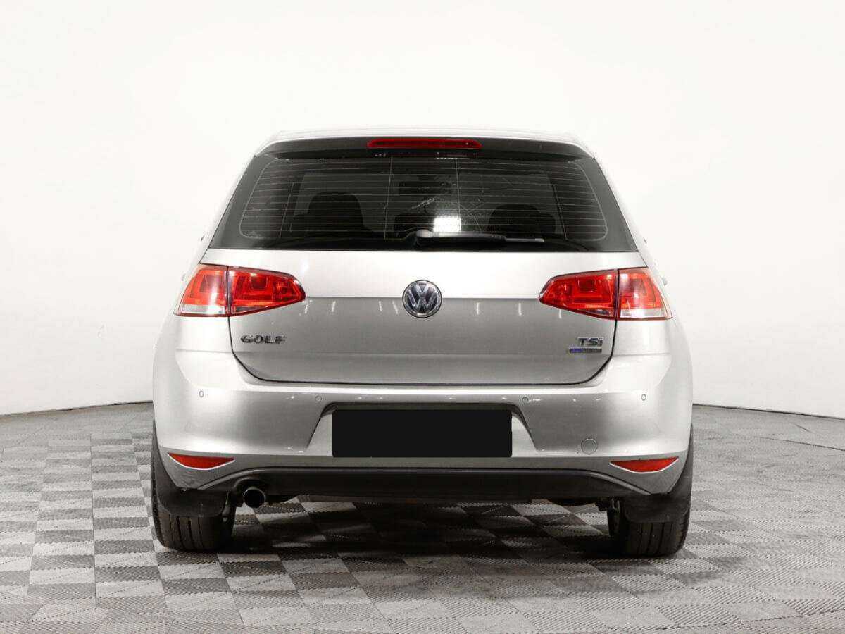 Купить Volkswagen Golf с пробегом. Фото: #4
