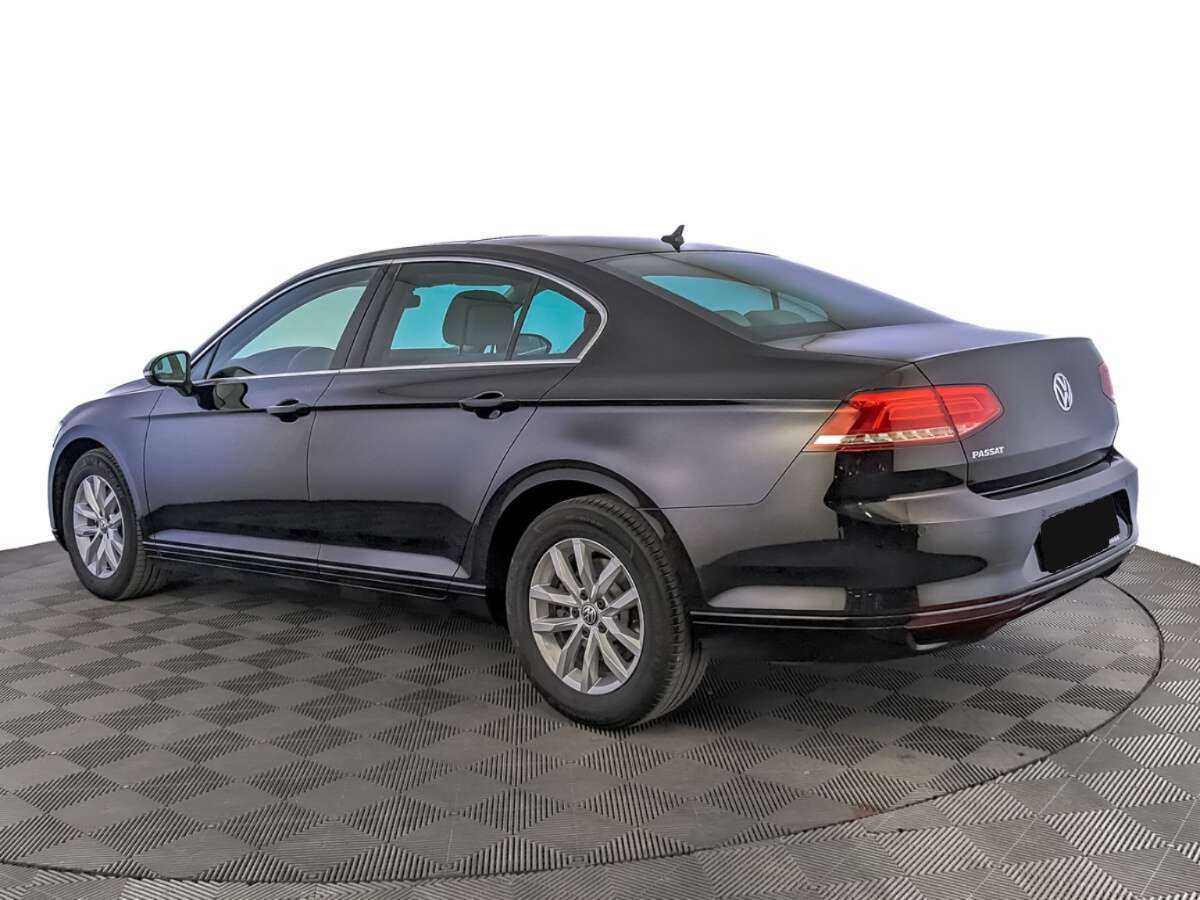 Купить Volkswagen Passat с пробегом. Фото: #6
