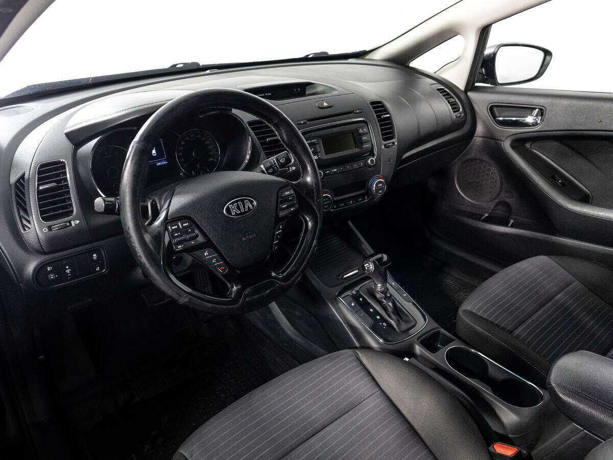 Купить Kia Cerato с пробегом. Фото: #11