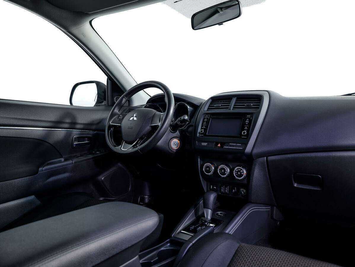 Купить Mitsubishi ASX с пробегом. Фото: #7