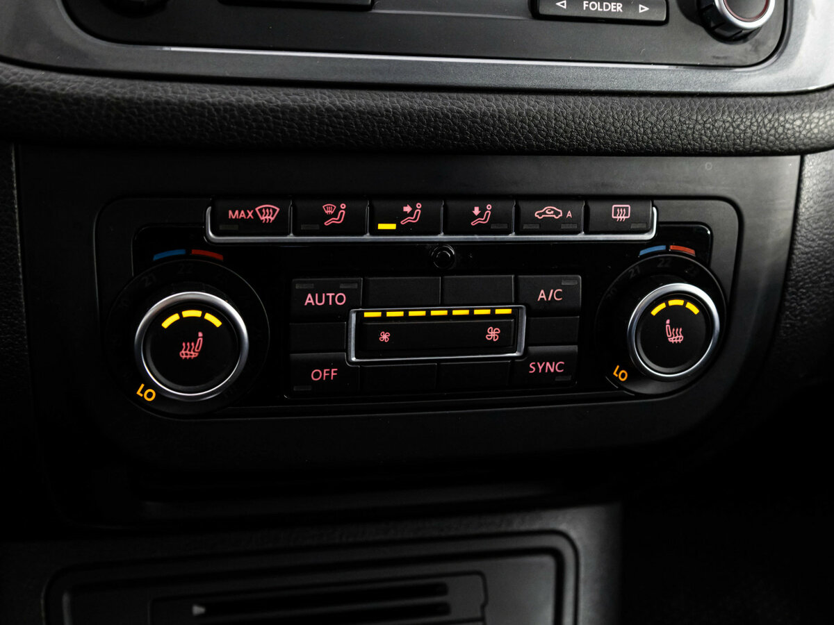 Купить Volkswagen Tiguan с пробегом. Фото: #16