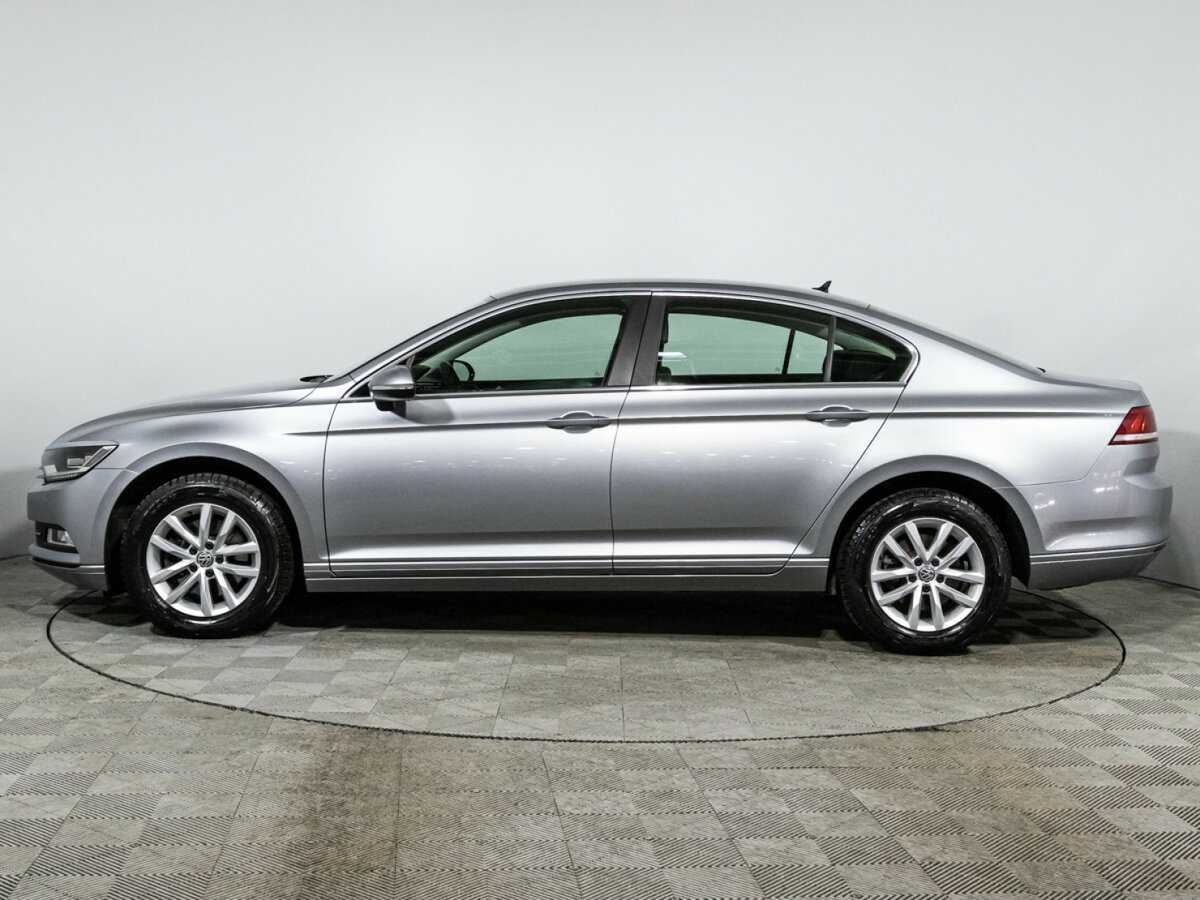 Купить Volkswagen Passat с пробегом. Фото: #7