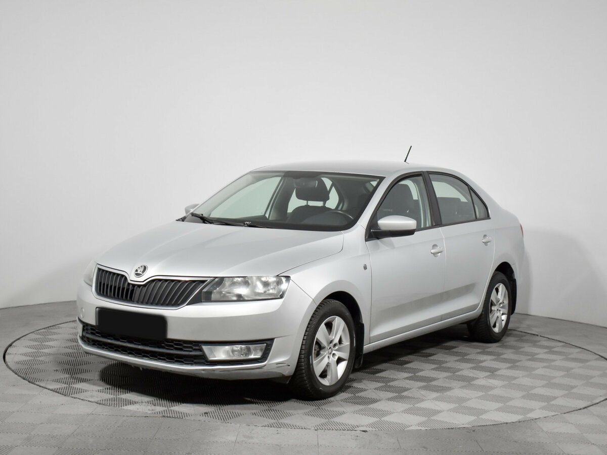 Купить Skoda Rapid с пробегом. Посмотреть фото