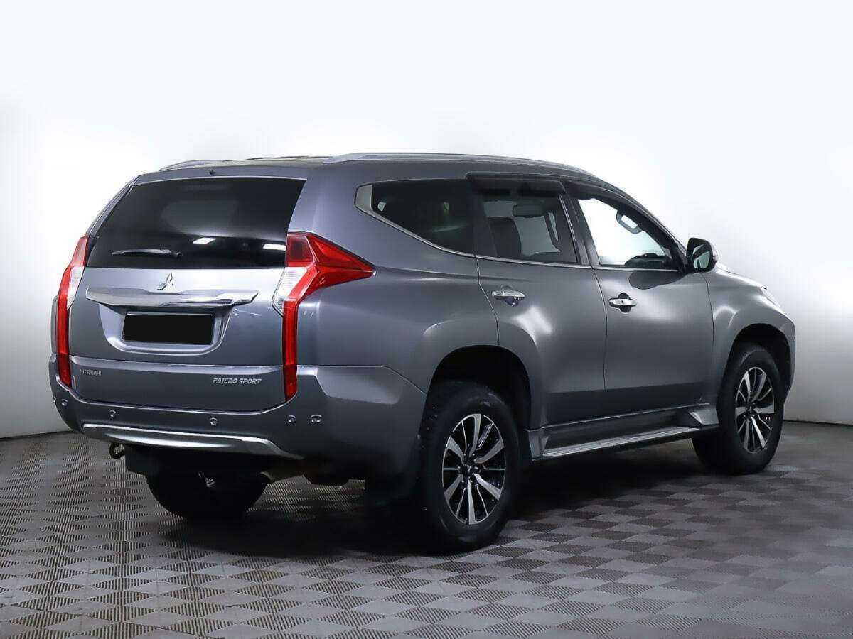 Купить Mitsubishi Pajero Sport с пробегом. Фото: #3
